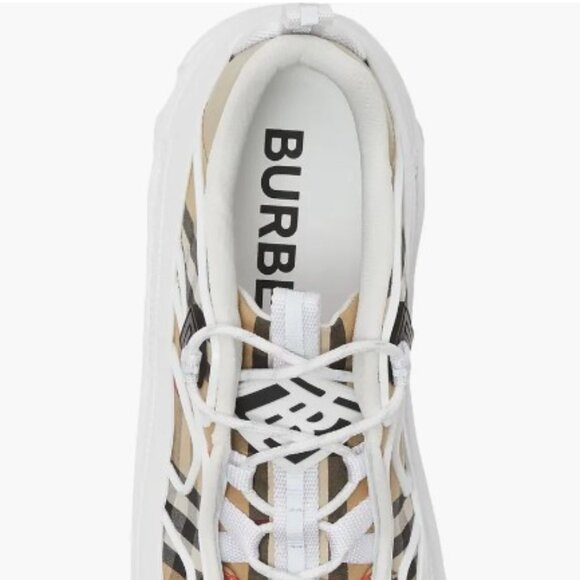 ⭐️⭐️⭐️SOLD⭐️⭐️⭐️MINT! Burberry Arthur Vintage Check & Leather Sneakers - Picture 10 of 17